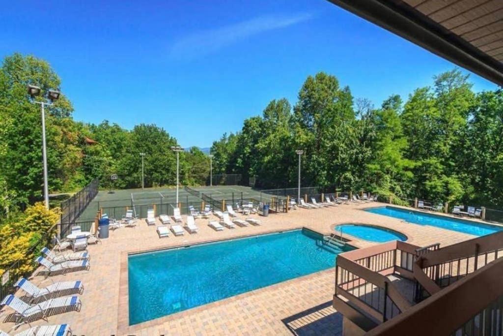 Million Dollar Views! 4 Bedroom, Sleeps 9, Close To National Park And 5 Mi To Gatlinburg! Εξωτερικό φωτογραφία