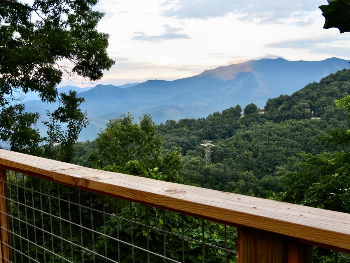 Million Dollar Views! 4 Bedroom, Sleeps 9, Close To National Park And 5 Mi To Gatlinburg! Εξωτερικό φωτογραφία